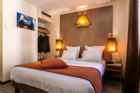Hôtel Carré Vieux Port - 68