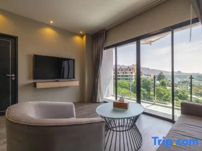 Triple L Patong Beach Phuket - 142
