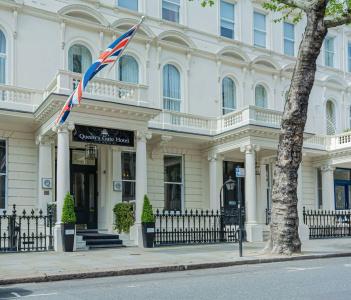 The Queens Gate - 36