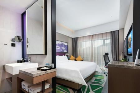 Mainland Chinese Only Hampton by Hilton Dalian Zhongshan - 7