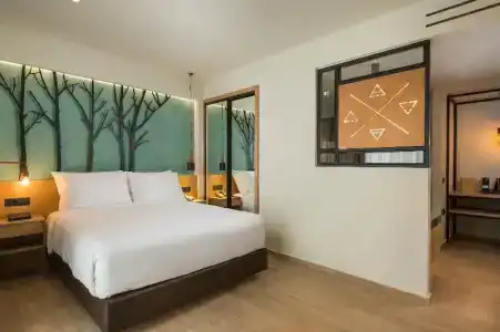 Hyperion City with Heated Pool - 149