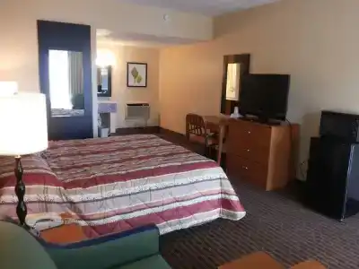 Diamond Inn & Suites - 26