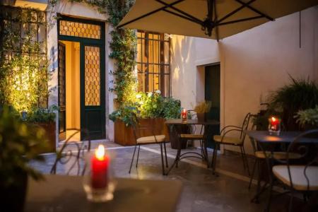 Liassidi Wellness Suites - 89