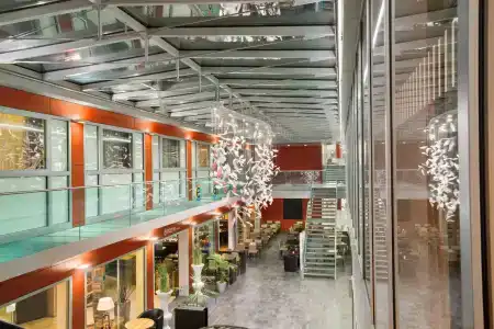 Ramada Encore by Wyndham Geneva - 19