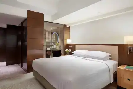 Courtyard by Marriott - 13
