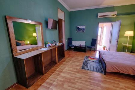 Euphoria Inn - 1