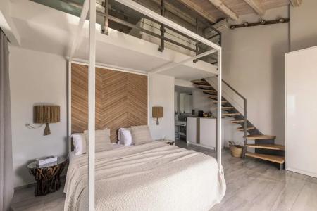Blue Carpet Luxury Suites - 37