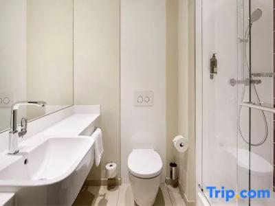 Holiday Inn Express Berlin City Centre West - 55