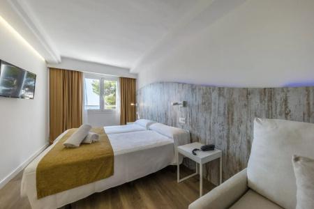 Triton Beach - 36