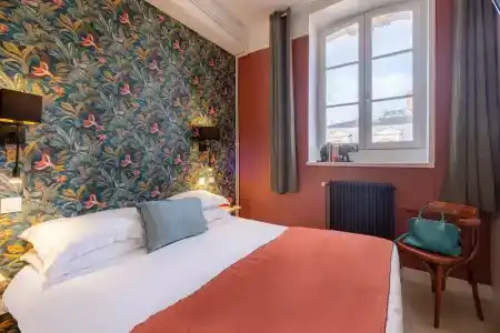 La Porte Dijeaux - 69