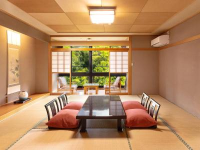Yamanaka Onsen Kagari Kisshotei - 27