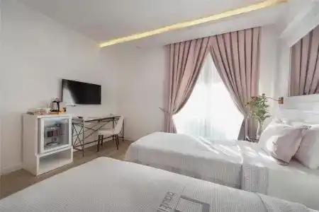 Antalya Nun - 44