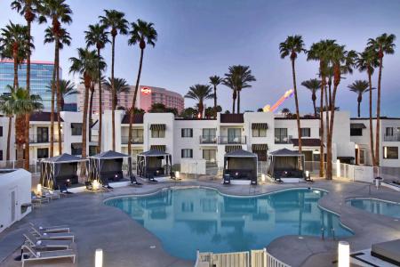 Serene Vegas Boutique - 23