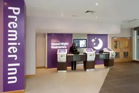 Premier Inn Waterloo - 1