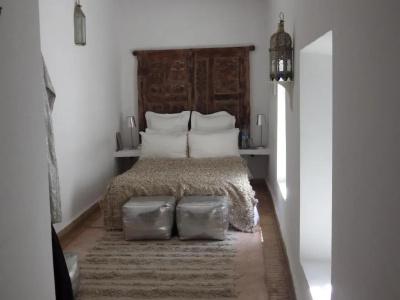 Riad Timila - 27