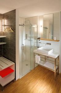 V-Hotel - 51