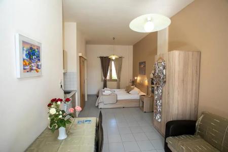 Rania Studios - 129