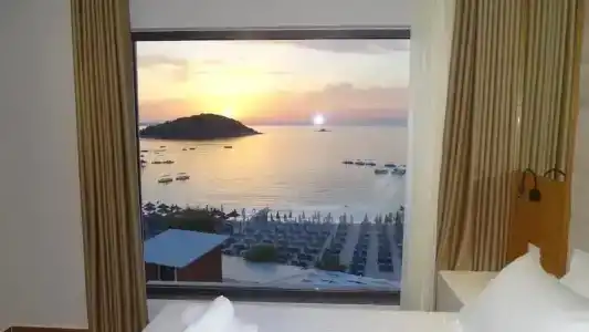 King Ksamil - 1