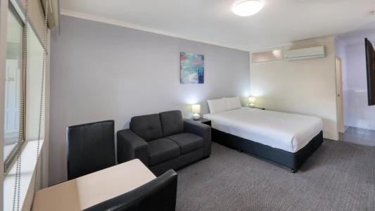 Best Western Cattle City Motor Inn - 113