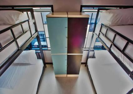 Jellybean The Blocks Hostel Sukhumvit 10 - 25