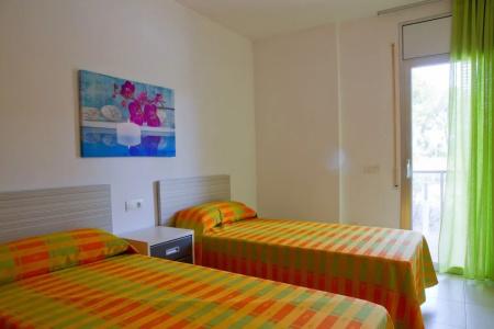Rentalmar Paradise Family Apartment - 25