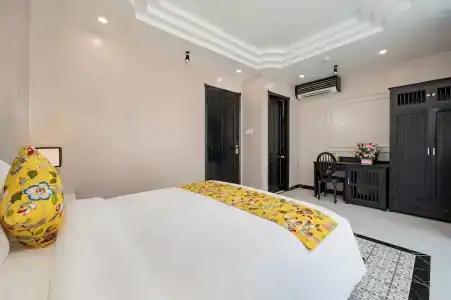 Thien Thanh Boutique - 53