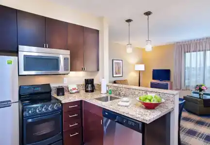 TownePlace Suites by Marriott - 6