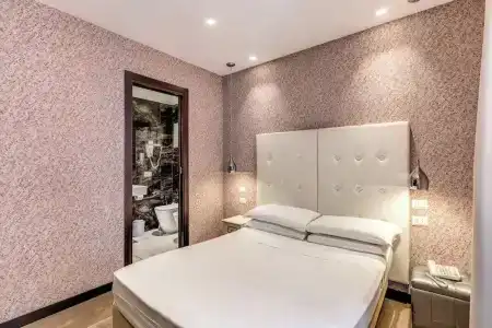 Relais Fontana Di Trevi - 27