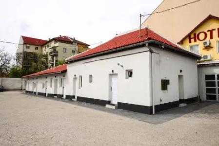 Chesscom Guesthouse - 0
