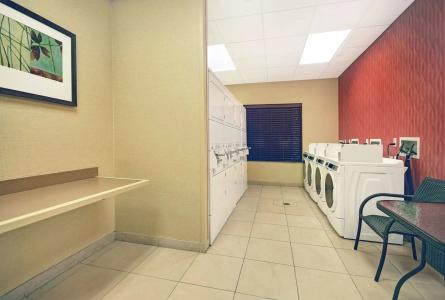 Homewood Suites by Hilton Denver International Airport - 33