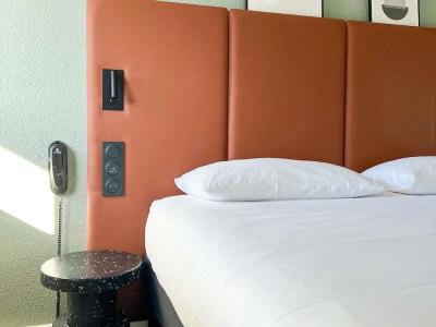ibis Nîmes Ouest - A9 - 43