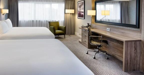 DoubleTree by Hilton Glasgow Central - 56