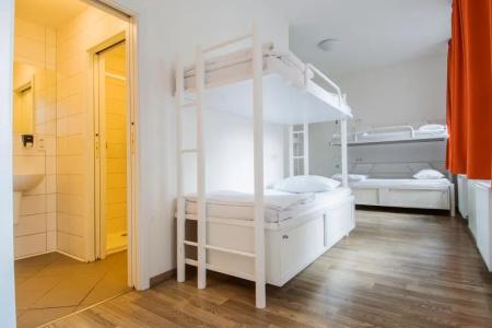Safestay Prague Charles Bridge - 26