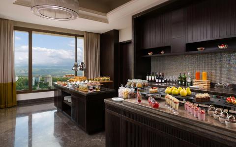 Hilton - 26