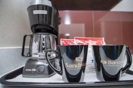 Sandman & Suites South - 35