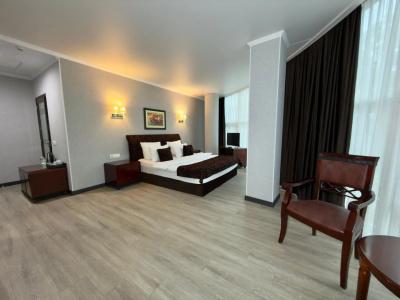 Aria Chisinau - 5