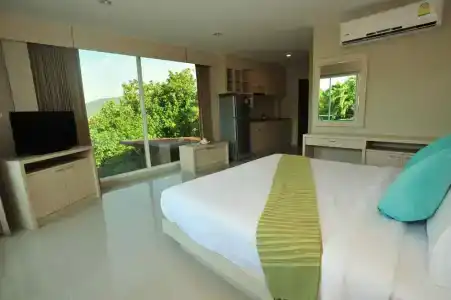 Chalong Beach Front Residence - 32