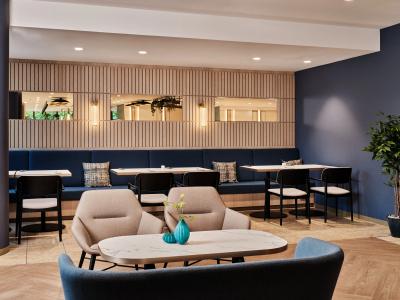 Crowne Plaza Bratislava, An Ihg - 35