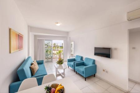 Papantonia Apts - 34