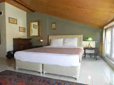 Guest House - Grandma's House - 57