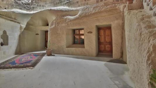 Phocas Cave Suites - 159