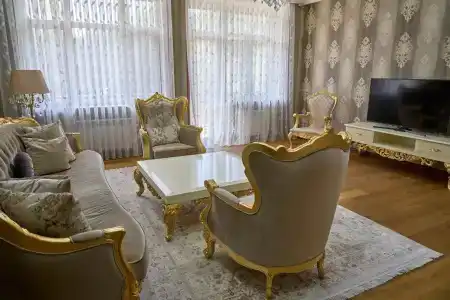 Royal Residence - 129