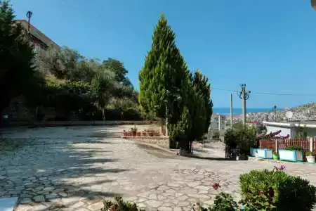 Miracle Saranda - 32