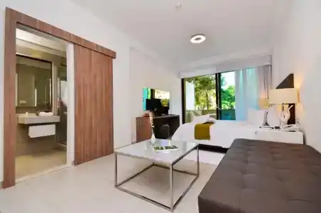 The Residence - 86
