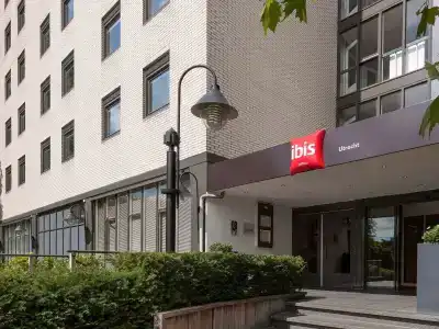 ibis Utrecht - 0