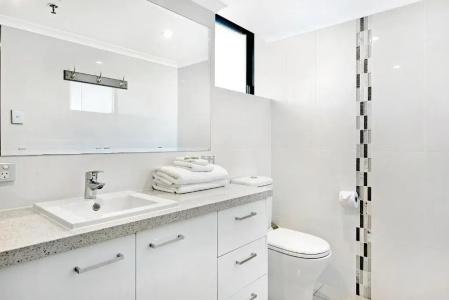 Ultiqa Beach Haven On Broadbeach - 275