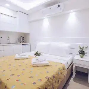 Princess Kinli Suites - 10