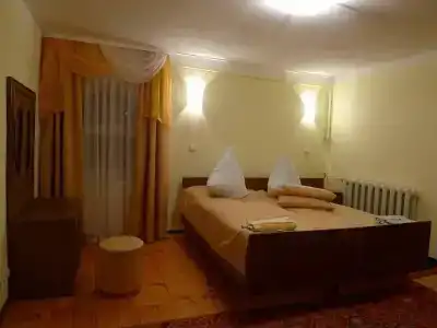 На Садовой - 1