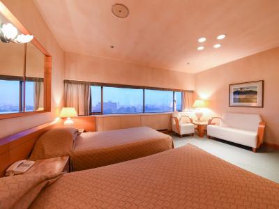 Gunma Royal - 3