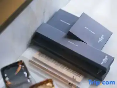 Benito - 18